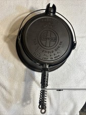 Logotipo inclinado Griswold base alta número 9 ferro fundido waffle cabo de fardo de ferro comprar usado Logotipo inclinado Griswold base alta número 9 ferro fundido waffle cabo de fardo de ferro comprar usado  Enviando para Brazil