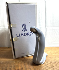 Lladro kneeling madonna for sale  Colorado Springs