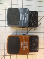 Lote Behringer TU300 e UT300 pedal de efeitos de guitarra sintonizador comprar usado  Enviando para Brazil