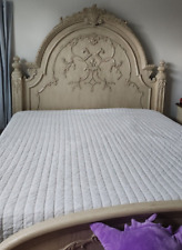 King bed frame for sale  Great Neck