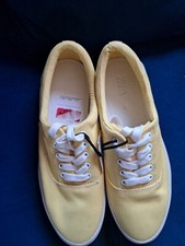 Ladies yellow canvas for sale  GRIMSBY