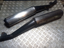 Silencieux échappement gauche d'occasion Silencieux échappement gauche d'occasion  Fresselines