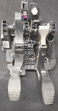51871752 pedaliera compl. usato  Italia