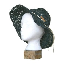 Cappello rafia nera usato  Tribogna