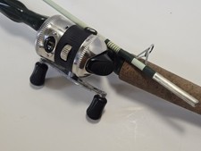 Combo de molinete ZEBCO Micro Spincast Rod 5' Rod + molinete Zebco 11 com linha fresca comprar usado  Enviando para Brazil