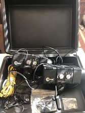 Conjunto de 2 unidades de flash Multiblitz D-5000 Profolite Studio com estojo rígido comprar usado  Enviando para Brazil