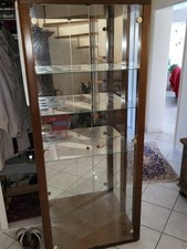 Vitrinenschrank holz gebraucht kaufen  Neuried