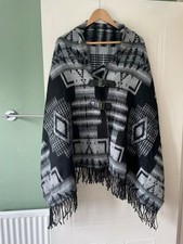 Grey black knitted for sale  WOKINGHAM