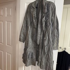 Save queen raincoat for sale Save queen raincoat for sale  LARKHALL