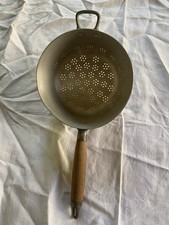 Anciennes casserole écumoire d'occasion  Gallardon