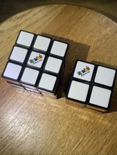Lot rubik cube d'occasion  Expédié en Belgium