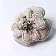 Broche camélia cachemire d'occasion Broche camélia cachemire d'occasion  Clermont-Ferrand-
