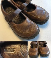 Womens born brown for sale  South Windsor