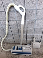 Aspirador de pó e acessórios Electrolux Epic Series 6500 SR comprar usado Aspirador de pó e acessórios Electrolux Epic Series 6500 SR comprar usado  Enviando para Brazil