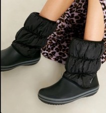 Nwt crocs women for sale  Bonney Lake