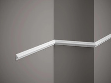 Cornice per parete usato  Roma