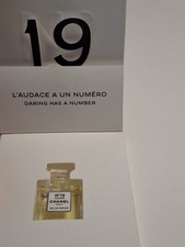 Chanel poudré miniature d'occasion  Paris VIII