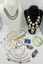 Nice mixed jewelry for sale  Richmond