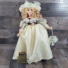 Connoisseur collection doll for sale  Colbert