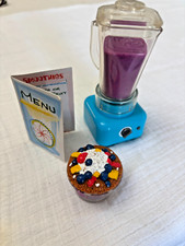 American Girl LEA Suporte de Frutas Menu Liquidificador e Tigela de Açaí Lote para Boneca 18" GOTY '18 comprar usado  Enviando para Brazil