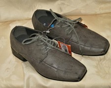Chaussures grises neuves d'occasion  Méru