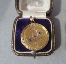 Pendentif médaillon porte d'occasion  Houilles
