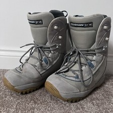 Salomon synapse snowboard for sale  HULL