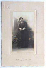 Femme appuyée chaise d'occasion  Rouen-