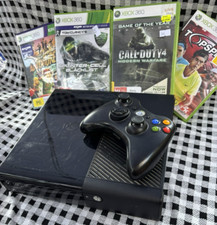 Console Xbox 360E 1538: 1 x controle remoto, 3 x fones de ouvido, sensor Kinect, 4 x jogos -Funciona, usado comprar usado  Enviando para Brazil