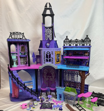 Monster high playset for sale  HOUNSLOW