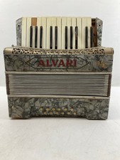 Alvari vintage accordion for sale Alvari vintage accordion for sale  UK