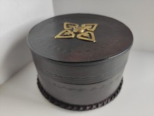 Lederschachtel rund schmuckdos gebraucht kaufen Lederschachtel rund schmuckdos gebraucht kaufen  Steinbach-Hallenberg