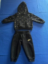 Completo tutina nike usato  Scafati