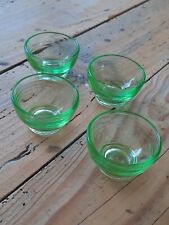 Petits verres vert d'occasion  Croix