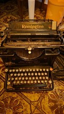 Macchina scrivere remington usato  Milano