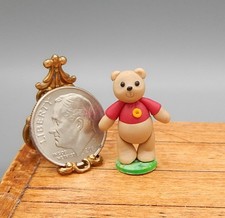 Usado, Karen Gibbs Ursinho de Pelúcia Esculpido Pooh Prateleira Casa de Bonecas Sitter Miniatura 1:12 comprar usado  Enviando para Brazil