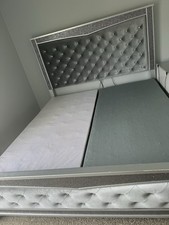 King size canopy for sale  Renton