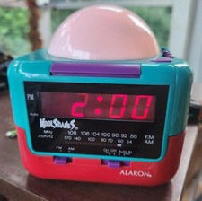 Rádio relógio vintage Kool Shades AM/FM alarme e luz noturna retrô década de 1990, usado comprar usado  Enviando para Brazil