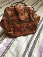 Sac cuir repoussé d'occasion  Auch