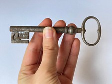 Ancienne clef forée d'occasion  Nantes-