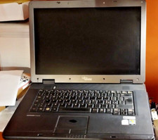 Computer portatile fujitsu usato  Maddaloni