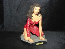 Manara figure xenia d'occasion  Expédié en Belgium