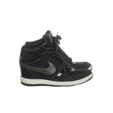 Nike, koturny, rozmiar: 40, ciemne niebo hi, czarne, damskie, 6 #z4G, używany na sprzedaż Nike, koturny, rozmiar: 40, ciemne niebo hi, czarne, damskie, 6 #z4G, używany na sprzedaż  PL