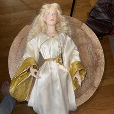 Lord rings queen for sale  Exeter