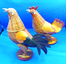 Galo e galinha feitos de vime, madeira e plástico, 7 polegadas de altura pintados vintage comprar usado  Enviando para Brazil