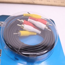 Eléctrico comercial de 6 pies Cable de audio y video con enchufes RCA segunda mano  Embacar hacia Mexico