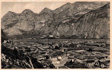 Mezzolombardo panorama. usato  Italia
