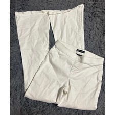 White versona modern for sale  Williamson