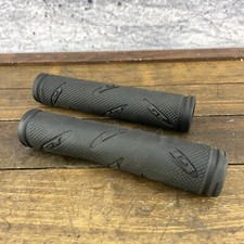 Vintage grips oval for sale  Neenah