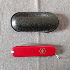 Petits couteau victorinox d'occasion  Moyenmoutier